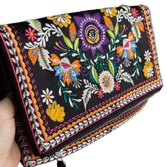 New Look Embroidered Clutch - Picture 1 of 8